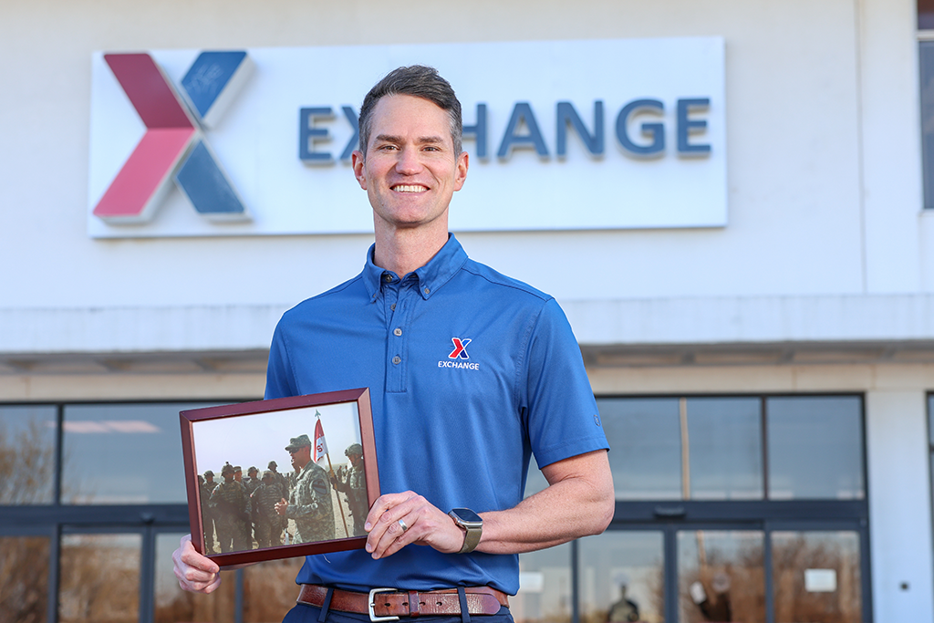 ApplyMyExchange-Veteran
JOSH SAMUELS, US ARMY VETERAN, VICE PRESIDENT - HARDLINES